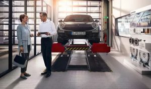 3 Qualities You'll Get With a Factory-Trained Porsche Mechanic